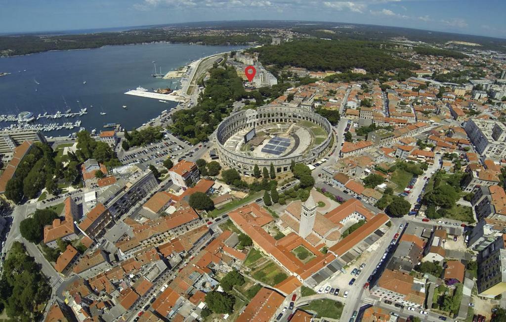Arena Festival Lägenhet Pula Exteriör bild